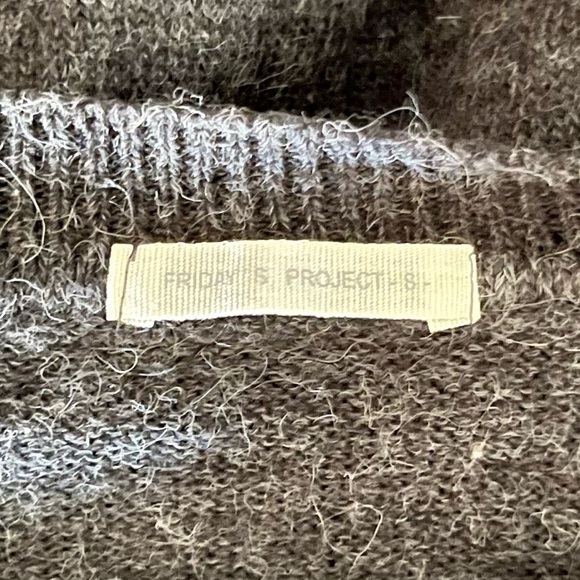 Friday's Project Gray Wool Sweater Size S - Picture 4 of 4